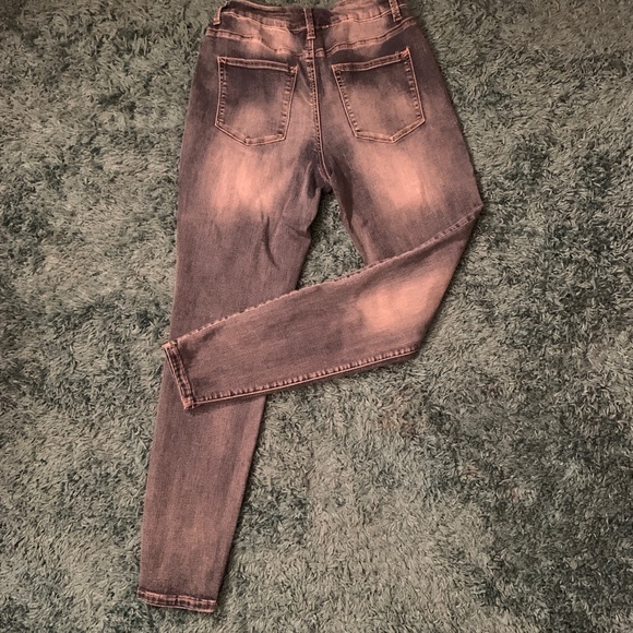 Maurices Super Soft Straight High-Rise Jean. - Picture 4 of 6